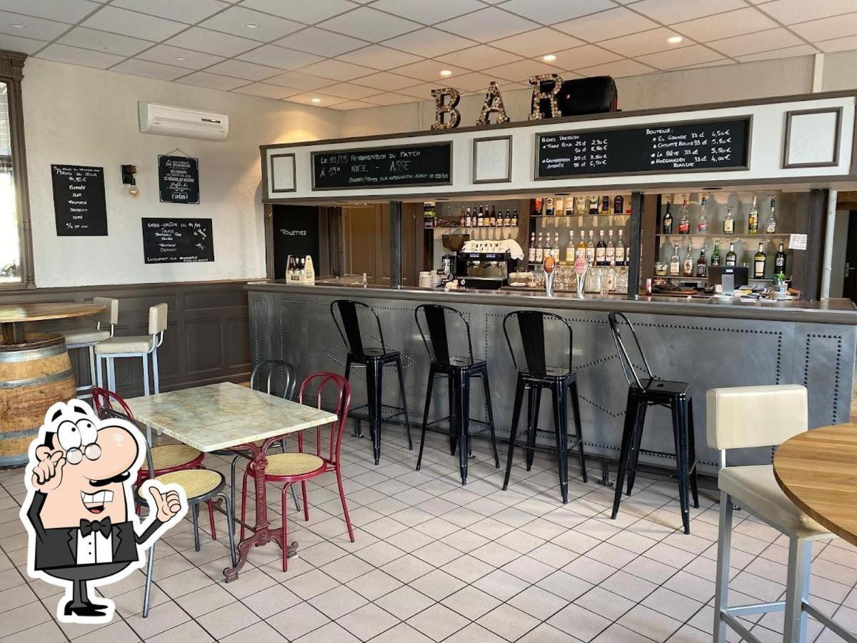 Aparthotel La Cigogne à Panissieres Extérieur photo